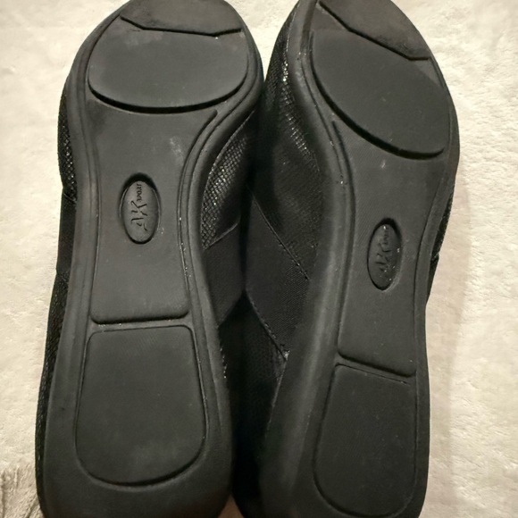 Anne Klein Y2K Sporty Ballerina Black Flat Shoes Size 9 - Picture 7 of 8